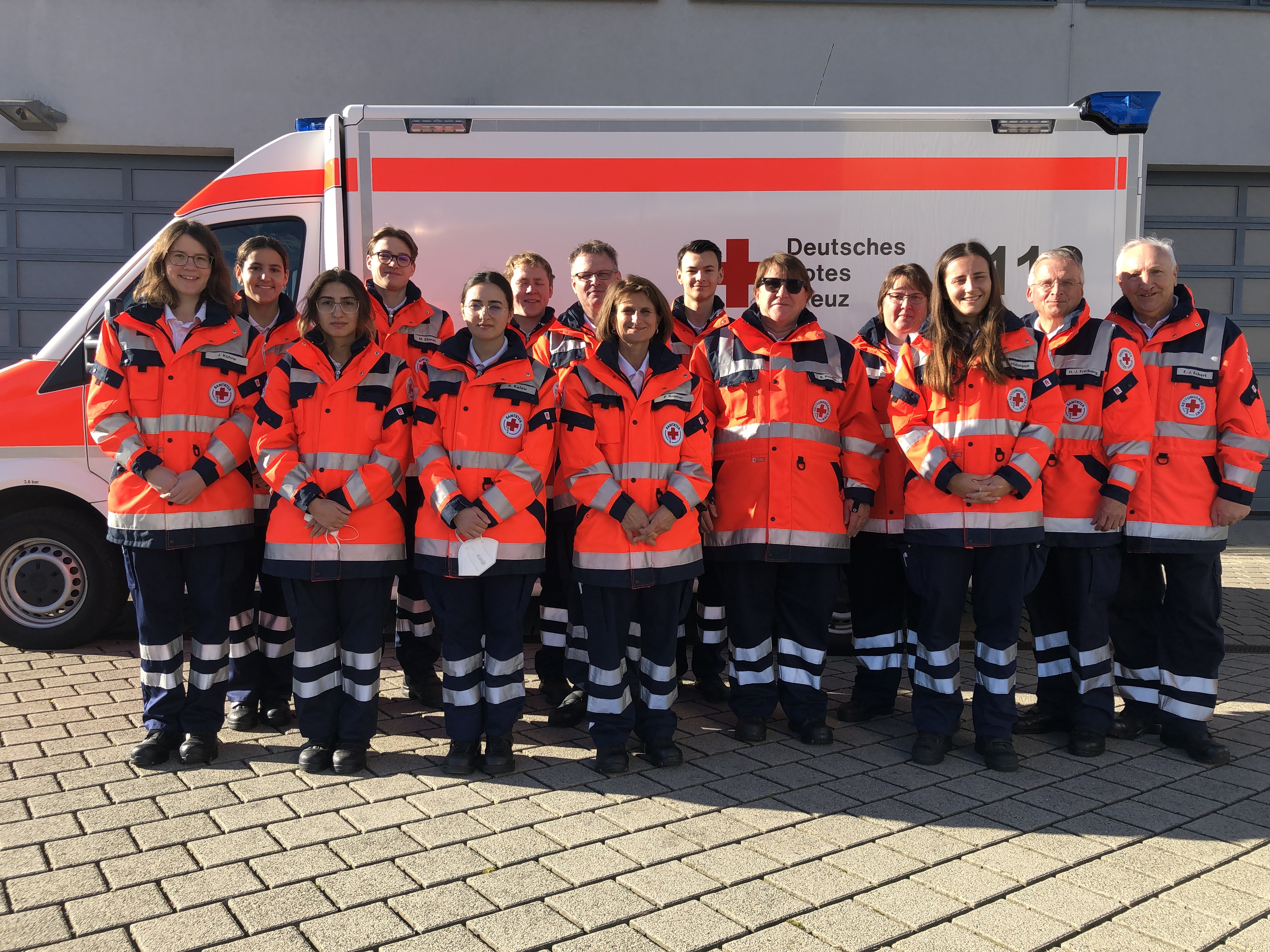 Gruppenbild Aktive des DRK OV Flörsheim